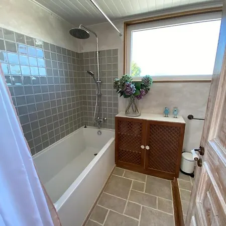 Cascais Pool & Beach House, Ocean View, Private Pool And Barbecue Villa *